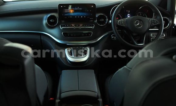 Acheter Occasion Voiture Mercedes‒Benz V-klasse Autre à Beitbridge, Matabeleland South Acheter Occasion Voiture Mercedes‒Benz V-klasse Autre à Beitbridge, Matabeleland South