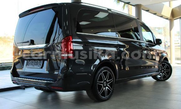 Acheter Occasion Voiture Mercedes‒Benz V-klasse Autre à Beitbridge, Matabeleland South Acheter Occasion Voiture Mercedes‒Benz V-klasse Autre à Beitbridge, Matabeleland South