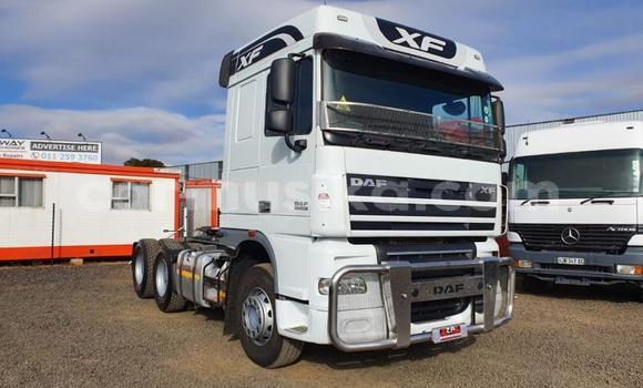 Acheter Occasion Utilitaire DAF CF Blanc à Beitbridge, Matabeleland South Acheter Occasion Utilitaire DAF CF Blanc à Beitbridge, Matabeleland South
