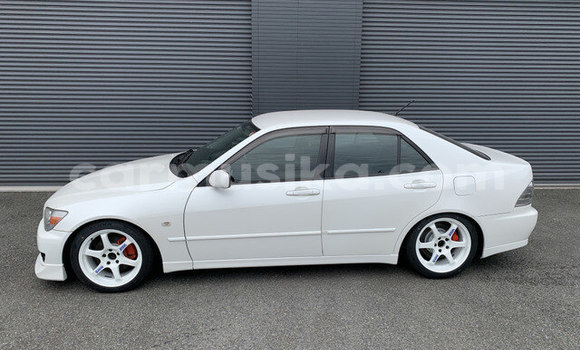 Tenga Tsaru Toyota Altezza Chena Mota in Beitbridge in Matabeleland South Tenga Tsaru Toyota Altezza Chena Mota in Beitbridge in Matabeleland South