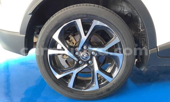 Acheter Occasion Voiture Toyota C-HR Blanc à Harare, Harare Acheter Occasion Voiture Toyota C-HR Blanc à Harare, Harare