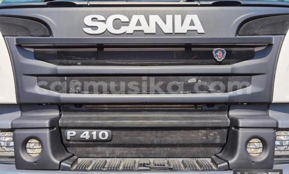 Nunua Ilio tumika Scania Irizar Nyeupe Lori ndani ya Beitbridge nchini Matabeleland Kusini