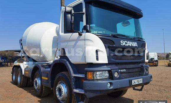 Acheter Occasion Utilitaire Scania Irizar Blanc à Beitbridge, Matabeleland South Acheter Occasion Utilitaire Scania Irizar Blanc à Beitbridge, Matabeleland South