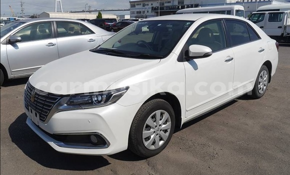 Nunua Ilio tumika Toyota Premio Nyeupe Gari ndani ya Beitbridge nchini Matabeleland Kusini