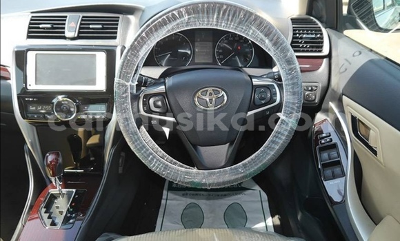 Nunua Ilio tumika Toyota Premio Nyeupe Gari ndani ya Beitbridge nchini Matabeleland Kusini Nunua Ilio tumika Toyota Premio Nyeupe Gari ndani ya Beitbridge nchini Matabeleland Kusini