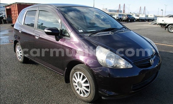 Nunua Ilio tumika Honda Fit Beige Gari ndani ya Beitbridge nchini Matabeleland Kusini