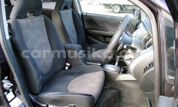 Acheter Occasion Voiture Honda Fit Beige à Beitbridge, Matabeleland South Acheter Occasion Voiture Honda Fit Beige à Beitbridge, Matabeleland South