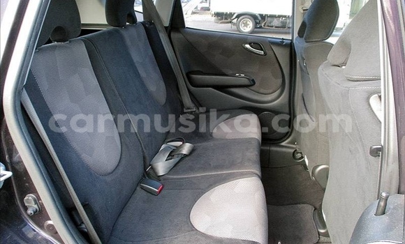 Acheter Occasion Voiture Honda Fit Beige à Beitbridge, Matabeleland South Acheter Occasion Voiture Honda Fit Beige à Beitbridge, Matabeleland South