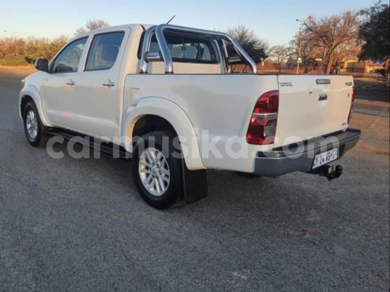 Big with watermark toyota hilux matabeleland south beitbridge 24169