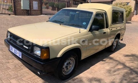 Buy Used Mazda B–series Other Car in Beitbridge in Matabeleland South