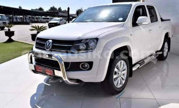 Tenga Tsaru Volkswagen Amarok Chena Mota in Bulawayo in Bulawayo