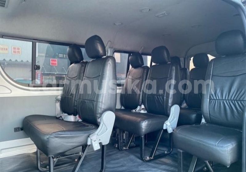 Big with watermark toyota hiace matabeleland south beitbridge 24180