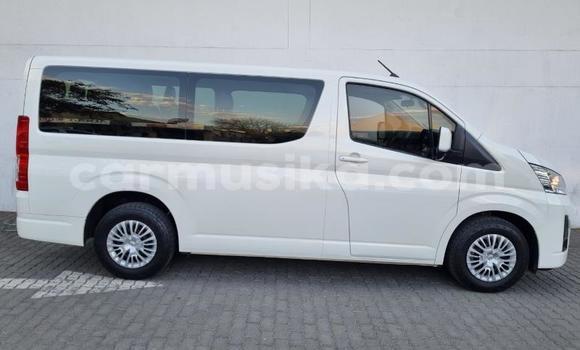 Acheter Occasion Voiture Toyota Hiace Blanc à Beitbridge, Matabeleland South Acheter Occasion Voiture Toyota Hiace Blanc à Beitbridge, Matabeleland South