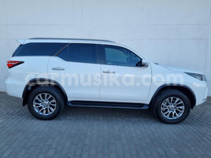 Big with watermark toyota fortuner matabeleland south beitbridge 24188