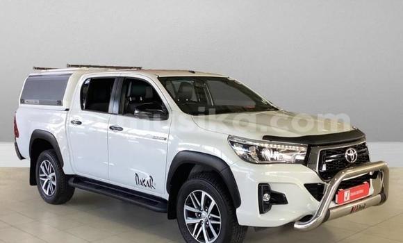 Tenga Tsaru Toyota Hilux Chena Mota in Beitbridge in Matabeleland South Tenga Tsaru Toyota Hilux Chena Mota in Beitbridge in Matabeleland South