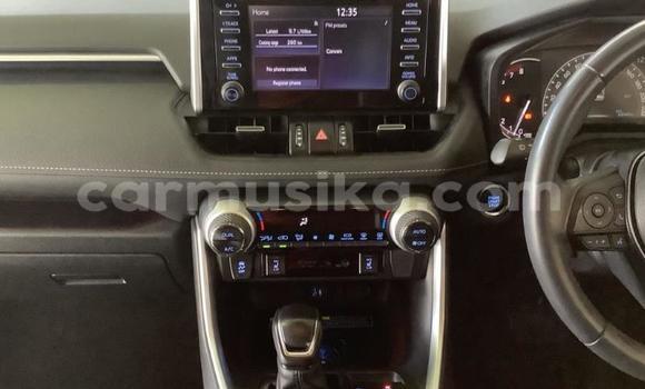 Acheter Occasion Voiture Toyota RAV4 Blanc à Beitbridge, Matabeleland South Acheter Occasion Voiture Toyota RAV4 Blanc à Beitbridge, Matabeleland South