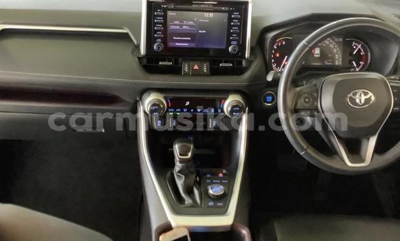 Acheter Occasion Voiture Toyota RAV4 Blanc à Beitbridge, Matabeleland South Acheter Occasion Voiture Toyota RAV4 Blanc à Beitbridge, Matabeleland South