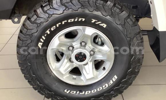 Acheter Occasion Voiture Toyota Land Cruiser Gris à Beitbridge, Matabeleland South Acheter Occasion Voiture Toyota Land Cruiser Gris à Beitbridge, Matabeleland South