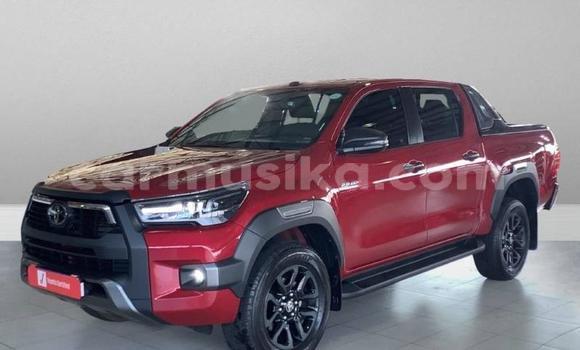 Nunua Ilio tumika Toyota Hilux Nyekundu Gari ndani ya Beitbridge nchini Matabeleland Kusini