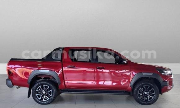 Acheter Occasion Voiture Toyota Hilux Rouge à Beitbridge, Matabeleland South Acheter Occasion Voiture Toyota Hilux Rouge à Beitbridge, Matabeleland South