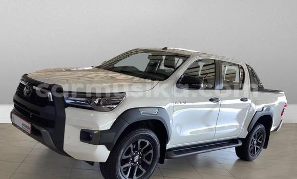 Nunua Ilio tumika Toyota Hilux Nyeupe Gari ndani ya Beitbridge nchini Matabeleland Kusini Nunua Ilio tumika Toyota Hilux Nyeupe Gari ndani ya Beitbridge nchini Matabeleland Kusini