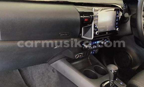 Nunua Ilio tumika Toyota Hilux Nyeupe Gari ndani ya Beitbridge nchini Matabeleland Kusini Nunua Ilio tumika Toyota Hilux Nyeupe Gari ndani ya Beitbridge nchini Matabeleland Kusini