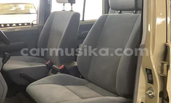 Tenga Tsaru Toyota Land Cruiser Sirivha Mota in Beitbridge in Matabeleland South Tenga Tsaru Toyota Land Cruiser Sirivha Mota in Beitbridge in Matabeleland South