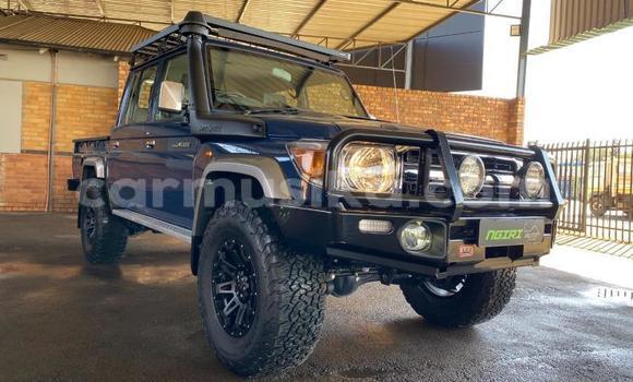 Acheter Occasion Voiture Toyota Land Cruiser Bleu à Beitbridge, Matabeleland South Acheter Occasion Voiture Toyota Land Cruiser Bleu à Beitbridge, Matabeleland South