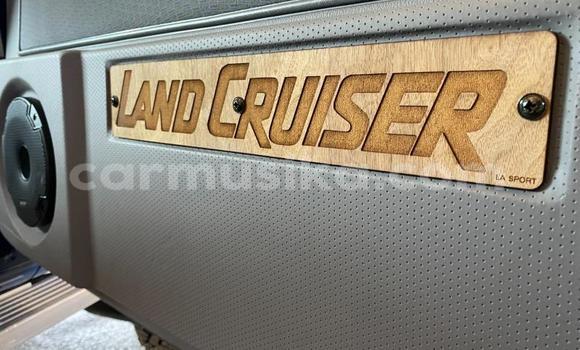 Acheter Occasion Voiture Toyota Land Cruiser Bleu à Beitbridge, Matabeleland South Acheter Occasion Voiture Toyota Land Cruiser Bleu à Beitbridge, Matabeleland South