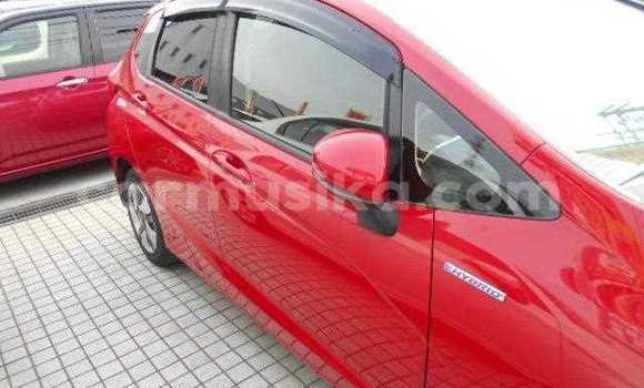 Acheter Occasion Voiture Honda Fit Rouge à Beitbridge, Matabeleland South Acheter Occasion Voiture Honda Fit Rouge à Beitbridge, Matabeleland South