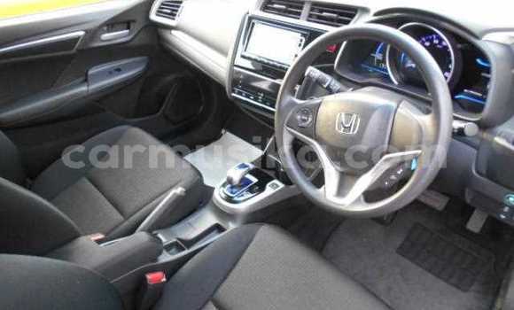 Acheter Occasion Voiture Honda Fit Rouge à Beitbridge, Matabeleland South Acheter Occasion Voiture Honda Fit Rouge à Beitbridge, Matabeleland South