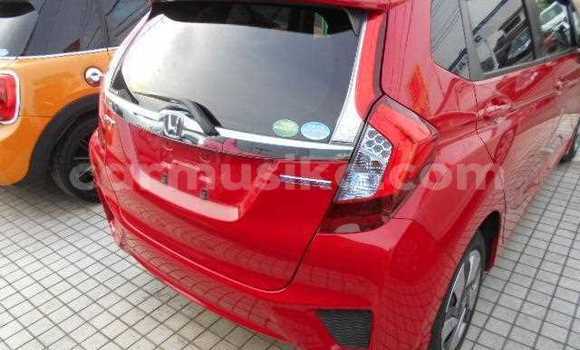 Acheter Occasion Voiture Honda Fit Rouge à Beitbridge, Matabeleland South Acheter Occasion Voiture Honda Fit Rouge à Beitbridge, Matabeleland South