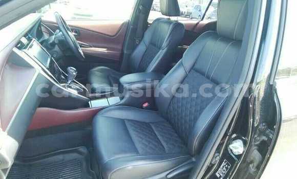 Nunua Ilio tumika Toyota Harrier Nyeusi Gari ndani ya Beitbridge nchini Matabeleland Kusini Nunua Ilio tumika Toyota Harrier Nyeusi Gari ndani ya Beitbridge nchini Matabeleland Kusini