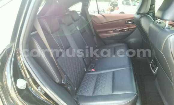 Nunua Ilio tumika Toyota Harrier Nyeusi Gari ndani ya Beitbridge nchini Matabeleland Kusini Nunua Ilio tumika Toyota Harrier Nyeusi Gari ndani ya Beitbridge nchini Matabeleland Kusini