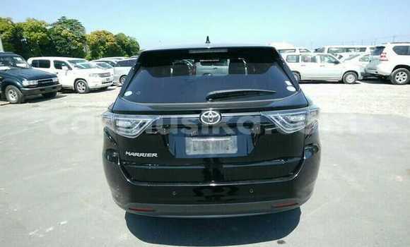 Nunua Ilio tumika Toyota Harrier Nyeusi Gari ndani ya Beitbridge nchini Matabeleland Kusini Nunua Ilio tumika Toyota Harrier Nyeusi Gari ndani ya Beitbridge nchini Matabeleland Kusini