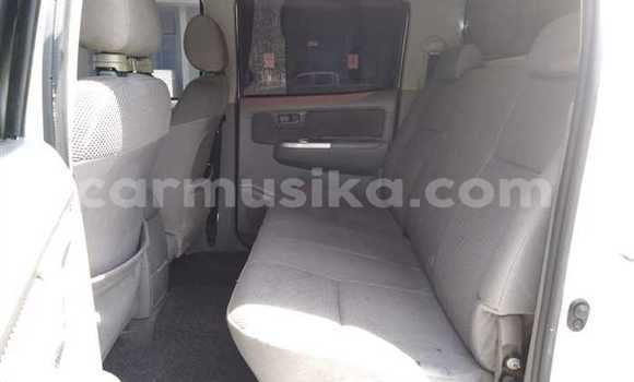 Acheter Occasion Voiture Toyota Hilux Blanc à Beitbridge, Matabeleland South Acheter Occasion Voiture Toyota Hilux Blanc à Beitbridge, Matabeleland South