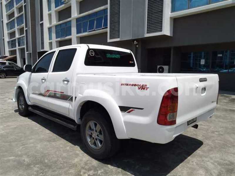 Big with watermark toyota hilux matabeleland south beitbridge 24215