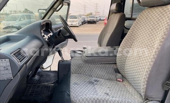 Acheter Occasion Voiture Toyota Hiace Blanc à Beitbridge, Matabeleland South Acheter Occasion Voiture Toyota Hiace Blanc à Beitbridge, Matabeleland South