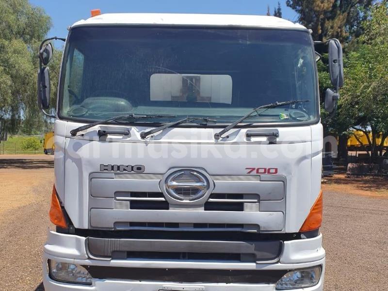 Big with watermark toyota dyna matabeleland south beitbridge 24220