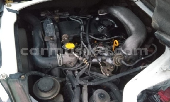 Nunua Ilio tumika Toyota Hiace Nyeupe Gari ndani ya Beitbridge nchini Matabeleland Kusini Nunua Ilio tumika Toyota Hiace Nyeupe Gari ndani ya Beitbridge nchini Matabeleland Kusini