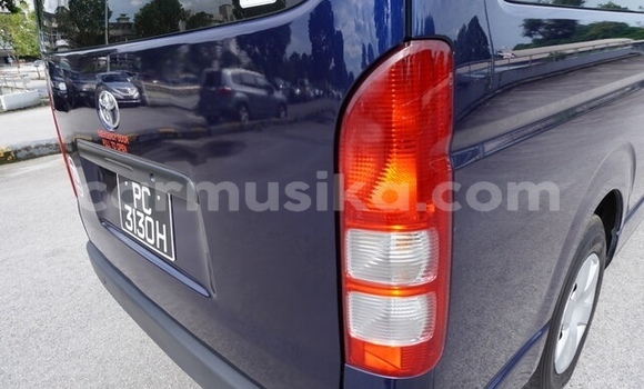 Acheter Occasion Voiture Toyota Hiace Bleu à Beitbridge, Matabeleland South Acheter Occasion Voiture Toyota Hiace Bleu à Beitbridge, Matabeleland South