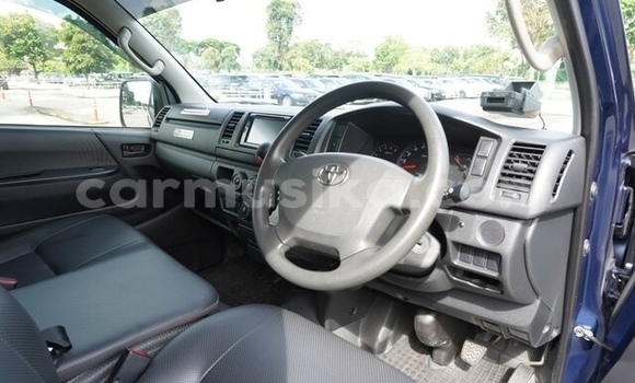 Acheter Occasion Voiture Toyota Hiace Bleu à Beitbridge, Matabeleland South Acheter Occasion Voiture Toyota Hiace Bleu à Beitbridge, Matabeleland South