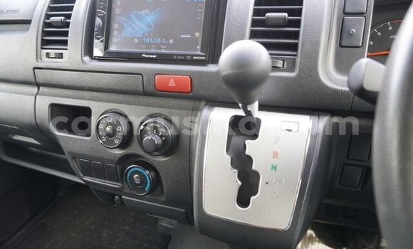 Acheter Occasion Voiture Toyota Hiace Bleu à Beitbridge, Matabeleland South Acheter Occasion Voiture Toyota Hiace Bleu à Beitbridge, Matabeleland South