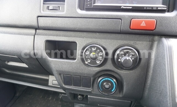 Acheter Occasion Voiture Toyota Hiace Bleu à Beitbridge, Matabeleland South Acheter Occasion Voiture Toyota Hiace Bleu à Beitbridge, Matabeleland South