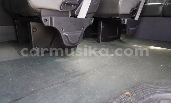 Acheter Occasion Voiture Toyota Hiace Bleu à Beitbridge, Matabeleland South Acheter Occasion Voiture Toyota Hiace Bleu à Beitbridge, Matabeleland South