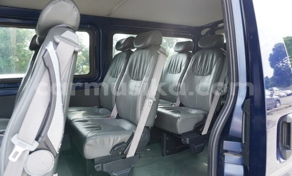 Acheter Occasion Voiture Toyota Hiace Bleu à Beitbridge, Matabeleland South Acheter Occasion Voiture Toyota Hiace Bleu à Beitbridge, Matabeleland South