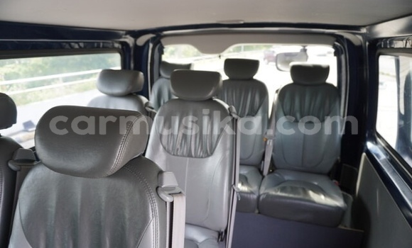 Acheter Occasion Voiture Toyota Hiace Bleu à Beitbridge, Matabeleland South Acheter Occasion Voiture Toyota Hiace Bleu à Beitbridge, Matabeleland South