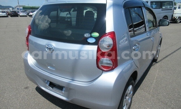 Acheter Occasion Voiture Toyota Passo Gris à Beitbridge, Matabeleland South Acheter Occasion Voiture Toyota Passo Gris à Beitbridge, Matabeleland South