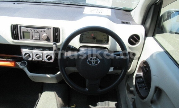 Acheter Occasion Voiture Toyota Passo Gris à Beitbridge, Matabeleland South Acheter Occasion Voiture Toyota Passo Gris à Beitbridge, Matabeleland South