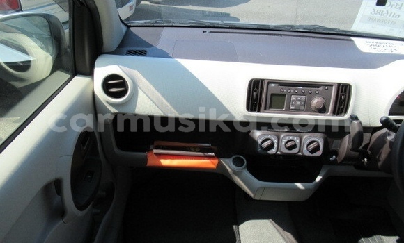 Acheter Occasion Voiture Toyota Passo Gris à Beitbridge, Matabeleland South Acheter Occasion Voiture Toyota Passo Gris à Beitbridge, Matabeleland South